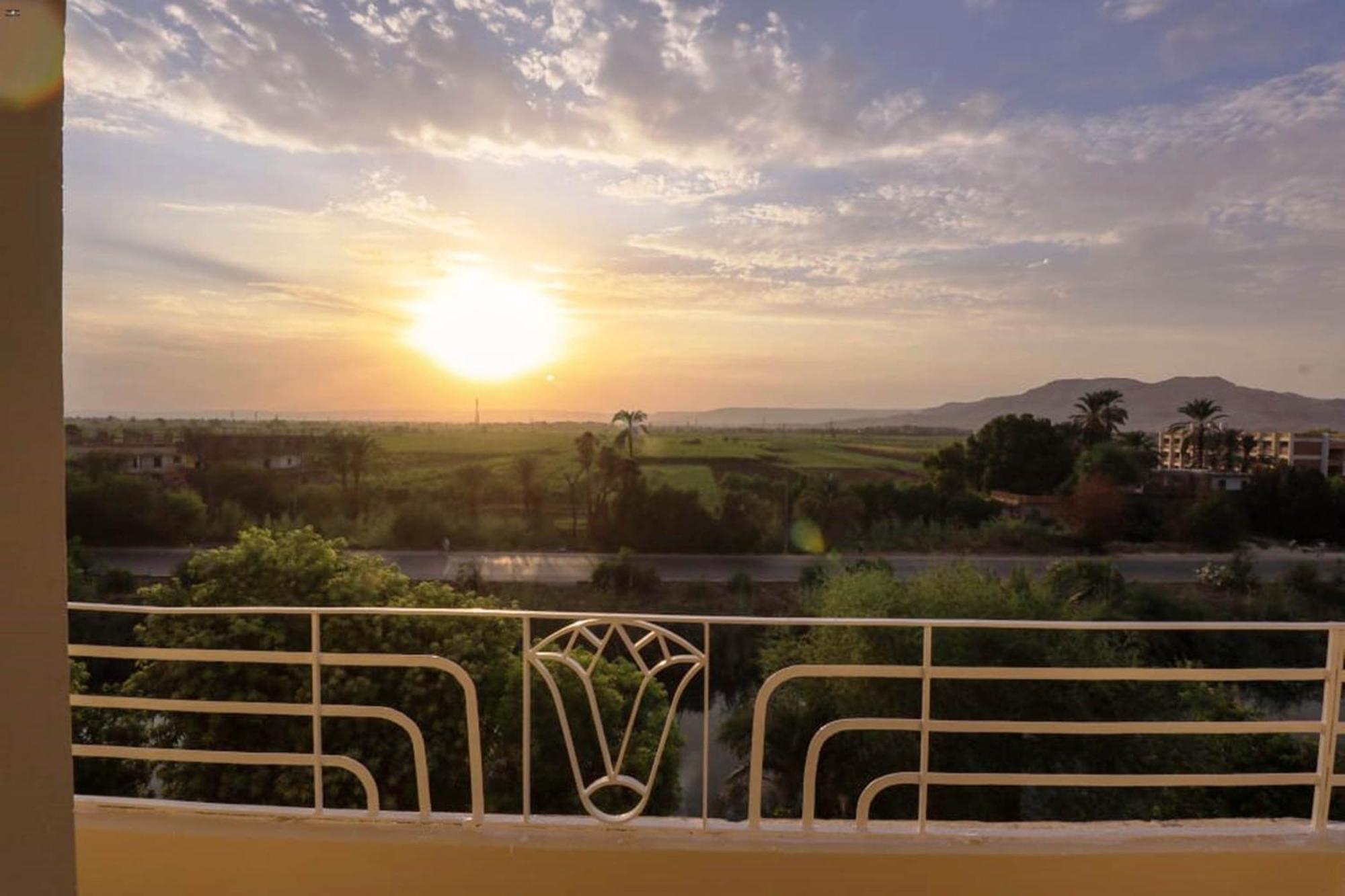 Luxor View Hostel Luaran gambar