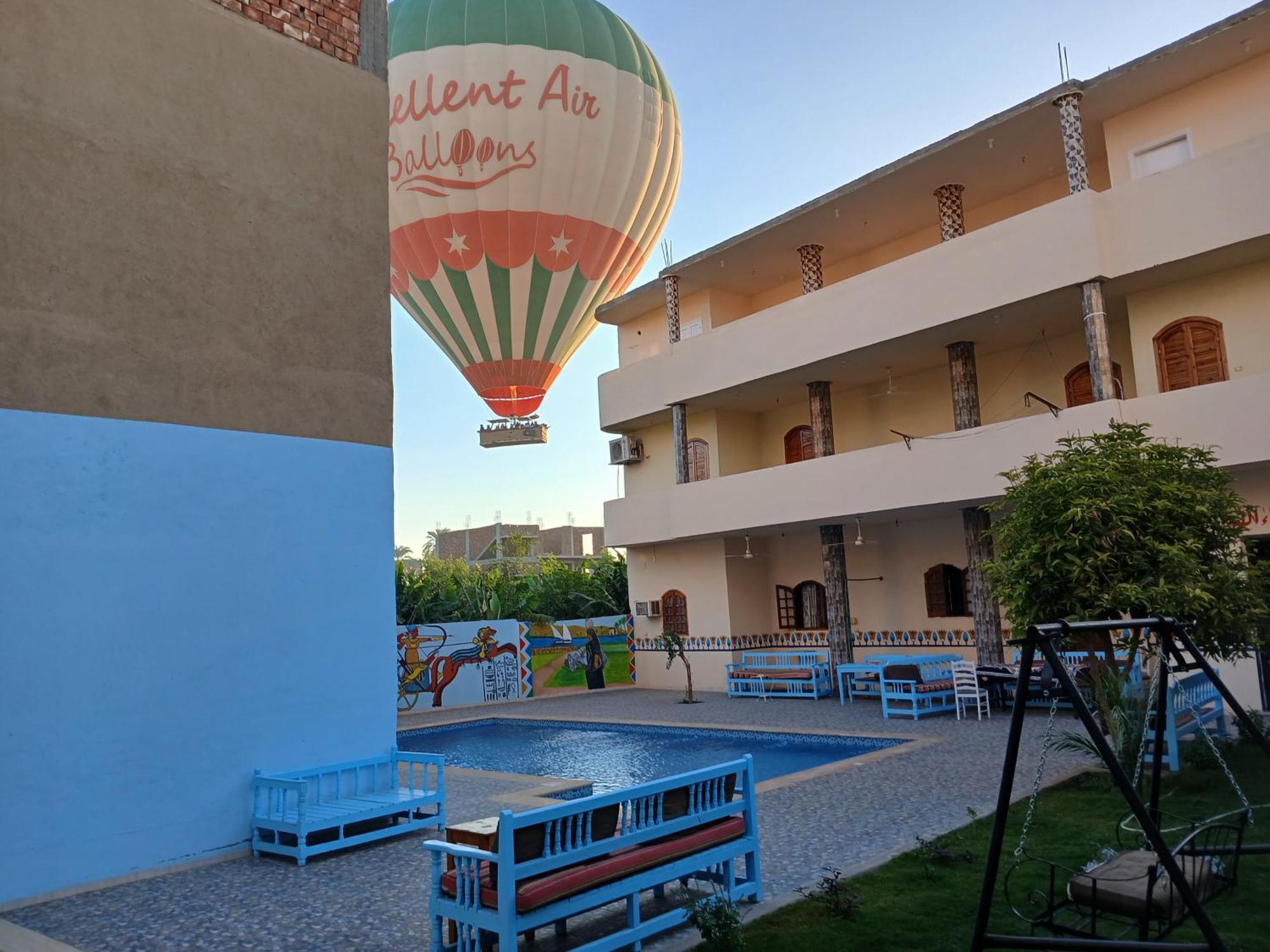 Luxor View Hostel Luaran gambar